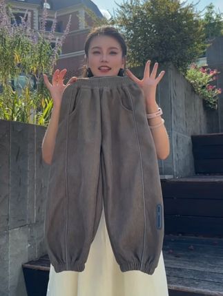 这款巨洋气的儿童萝卜裤,妈妈们一定要给孩子带回去尝试一下,面料软软糯糯的,特别好穿!#儿童裤子 #男童休闲裤 #谁穿谁好看系列 #潮童必备