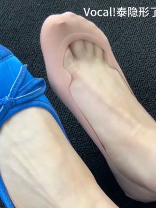 文伊娜高跟鞋袜子女 文伊娜高跟鞋袜子女船袜防滑夏季薄款不掉跟短袜防滑脱浅口隐形袜#袜子 #轻薄透气 #船袜 #不掉跟短袜 #浅口隐形袜