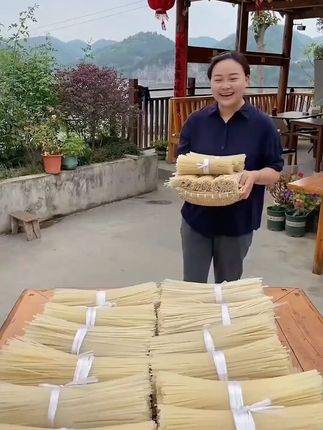 苗乡双妹 5斤3斤干米线贵州米粉米线大米过桥米线遵义羊肉粉全干#苗乡双妹米线 #贵州米粉 #干米线 #过桥米线 #遵义羊肉粉