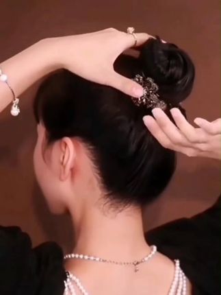 高端四叶草抓夹女中号夹子高马尾固定神器夹##盘发 #夹头饰