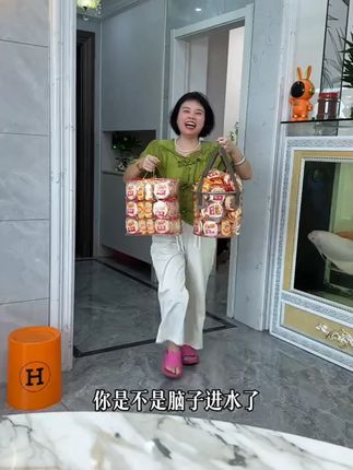 9.9到手125片的 ,真的太划算了,尤其是家里有孩子的赶紧多囤点#米饼#雪饼#太好吃了#儿童零食#零食推荐