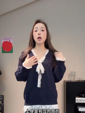 蕾丝拼接时尚百搭针织衫毛衣外穿宽松加厚慵懒风秋冬季套头#针织衫 毛衣#时尚穿搭 #宽松版型 #毛衣控