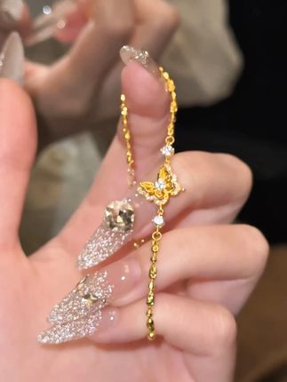 春夏当然要有小蝴蝶手链啦✨🦋#首饰分享 #美出高级感 #仙女必备 #超闪 #手链
