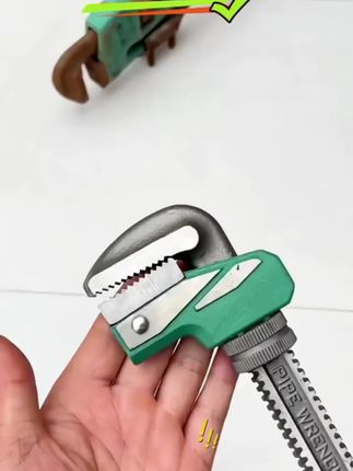 多功能新型管钳扳手万能管子钳水管钳子家用工业级快速管丝钳#多功能新型管钳扳手 #新型管钳扳手 #管钳扳手 #万能管子钳 #好物推荐