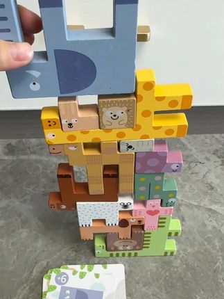 能很好增进亲子关系的益智玩具,搭高高提升孩子精细动作和耐心,看题卡摆积木能提升孩子空间思维能力#益智玩具 #动手动脑 #让孩子远离手机 #亲子互动