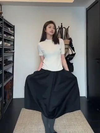 Multi Math泡泡裙/四季可穿黑色显瘦减龄遮肉通勤高级花苞半身裙 #穿出高级感 #今天穿什么 #今日穿搭look #时尚 #优雅知性