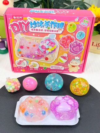 有空可以陪孩子来玩超有趣的炒冰手作球,治愈又解压