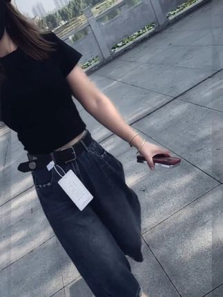 #小个子女生 #牛仔裤 #走拍 #走路带风的女子 #ootd穿搭