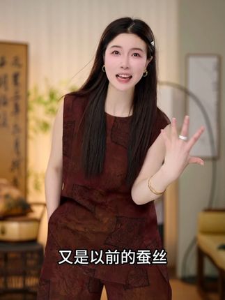 千年罗艺遇见异域图腾,织就丝绸之路的当代回响#香云纱 #桑蚕丝 #轻奢女装 #显瘦遮肉 #优雅知性