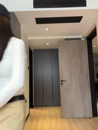 秋冬季开衫毛衣女拉链复古黑色百搭修身设计感外套上衣短款针织衫 #穿搭技巧#穿搭#早秋搭配#女大学生穿搭#穿搭推荐