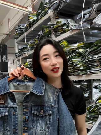 巧妇难为无米之炊啊,没有流量不是应该找运营吗? 为什么感觉压力都在我这里? 选品质,选我不会让你吃亏的 #外套 #牛仔外套 #夹克 #男装