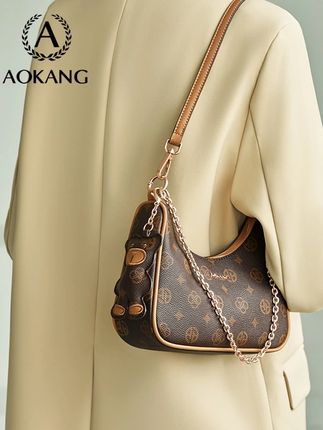 奥康包包女款爆款2025新款腋下包女士月牙包夏天百搭法式斜挎女包#斜挎女包 #斜挎女包推荐 #斜挎女包包 #腋下包推荐 #腋下包包女款