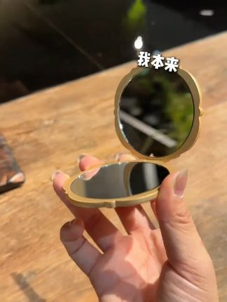 宫廷宝贝文创镜,出水芙蓉美如画,生日礼物佳选! #宫廷宝贝镜子 #博物馆镜子 #随身化妆镜 #文创生日礼物 #出水芙蓉镜