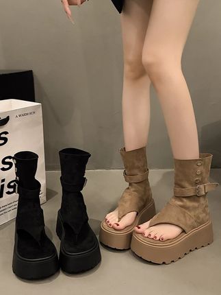 欧货露趾凉靴皮带扣厚底松糕小个子马丁靴机车靴辣妹堆堆短靴女鞋#凉靴 #短靴女 #夏季穿搭 #女鞋 #短靴推荐
