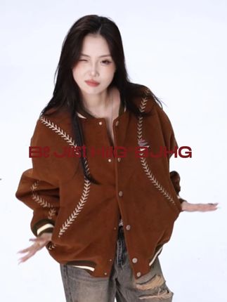 一件棒球夹克外套带你搞定秋冬穿搭! #bjhg夹克 #冬季新款 #棉服也能穿出时尚感 #棒球服 #bjhg不计后果
