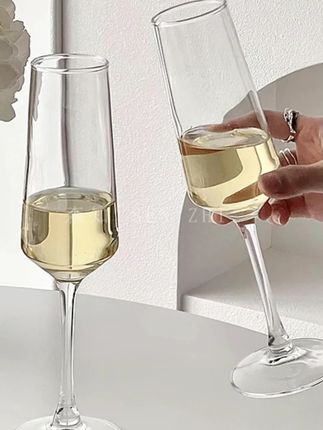 #酒杯 #红酒杯 #高脚杯 #香槟杯 #喝酒必备 法式轻奢高档高颜值情侣酒杯香槟杯葡萄酒杯玻璃杯高脚杯红酒杯子