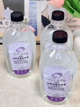 大容量山茶花内衣清洗液*4瓶+1泵头共6斤重家庭装温和去渍 #洗护好物 #香氛内衣液 #洗衣液 #超便宜超划算 #洗内衣