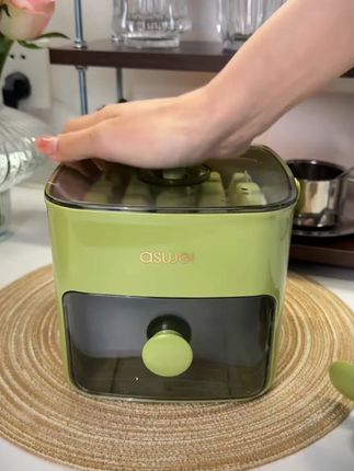按压式冰块模具冰格带盖家用冰箱制冰盒储存盒冻冰块神器磨具自制#冰块模具 #按压式冰格 #家用制冰盒 #自制冰块 #冰块储存