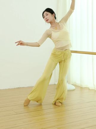 专业舞者都要有一双的带跟教师鞋 #软底软面穿上超舒服#脚宽脚胖都可以#好穿不累脚#好鞋推荐#不挑年龄不挑脚