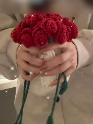 没想到一个包包也可以这么浪漫 #惊凉喜 #一束花的仪式感 #手工diy