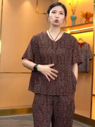 妈妈装夏装夏季新中式时尚印花两件套中老年女装气质国风套装女装#谁穿谁好看 #穿出高级感 #夏季新款 #品质女装 #面料柔软舒适