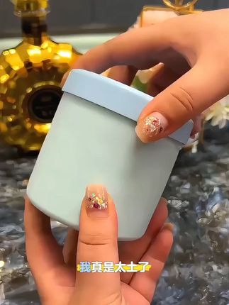 捏捏冰格硅胶冰块模具带盖冰桶家用冰格模具网红制冰器冻冰块神器#捏捏冰格 #硅胶冰格 #制冰神器 #家用冰格 #网红制冰器