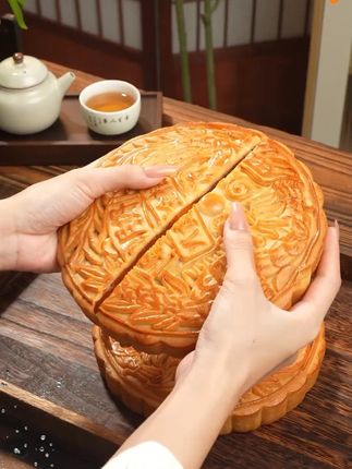 【低糖八黄金桔大月饼】广式水果月饼礼盒装中秋送礼送小饼一个试吃#低糖月饼礼盒 #八黄金桔月饼 #中秋送礼 #广式月饼 #试吃月饼