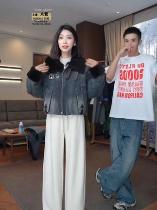 【黑标】羊毛皮拼接砂洗渐变牛仔鹅绒外套 #每日穿搭 #今天穿什么 #显瘦遮肉 #品质女装 #轻奢女装