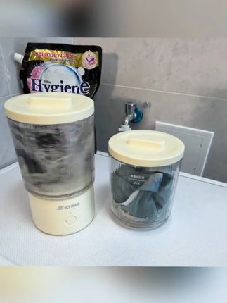 累了一天了谁还想洗内裤啊!丢洗衣机又不卫生,赶紧学我来试试这个迷你洗衣杯!#洗内衣裤 #洗内裤 #迷你洗衣机 #懒人必备 #好物推荐