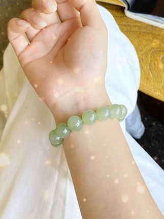 🌟最近流行送手链,给老婆安排一个… #手串 #玉石 #饰品搭配 #年龄一到中式玉石审美就觉醒了 #手链女款