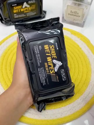 经常穿鞋又懒得刷鞋就用这款擦鞋湿纸巾自带清洁液不伤手不伤鞋#小白鞋神器 #清洁神器 #擦鞋神器 #好物推荐🔥 #居家好物