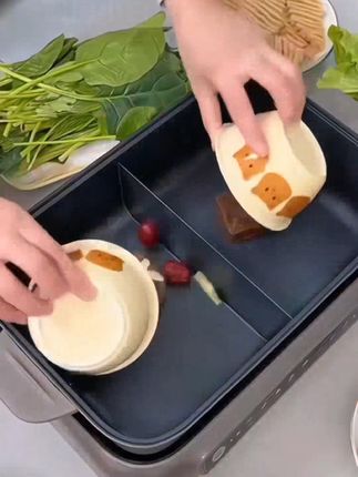 苏泊尔电火锅专用鸳鸯锅6-8人冬季家用火锅分区控温电煮煎烤# #好物推荐分享 #厨房好物 #餐盒 苏#吃货必备 泊尔电火锅专用鸳鸯锅6-8人冬季家用火锅分区控温电煮煎烤炖锅 #火锅外卖