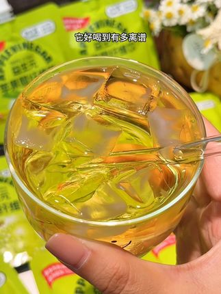 这可是精致女孩胡吃海喝的底气啊! #女生必备 的益生元苹果醋纤维饮,酸酸甜甜的就像喝苹果汁!大餐后来一袋真的很舒服!#好喝不贵 #超便宜超划算 #仙女都在喝什么 #苹果醋