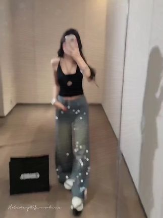 #张予曦毕雯珺真拍了红裙抱 #深情眼 #张予曦 #毕雯珺