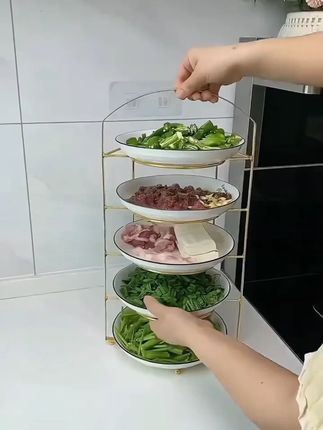 马上过年了,家里来客人做饭的时候,厨房总是乱糟糟的,用这款壁挂备菜置物架,可以多层叠加放,打扫卫生很方便还节省空间,台面也干净整洁了。 #多层备菜盘 #厨房备菜置物架 #厨房好物 #厨房收纳置物架推荐 #每天分享好物