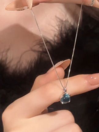 链子925银 海洋之泪项链女轻奢锁骨链高级感生日礼物情人节送 海洋之泪项链,寓意着永恒的爱情,就像海洋一样永不干涸。#送女生礼物 #项链 #锁骨链 #轻奢饰品