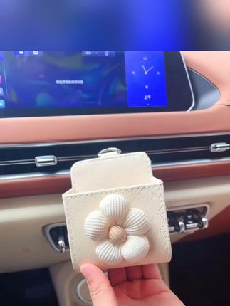 超可爱车载挂式收纳盒,女士车内高档储物神器! #可爱储物箱 #女士车内神器 #网红收纳盒 #女士车内收纳 #网红车载收纳