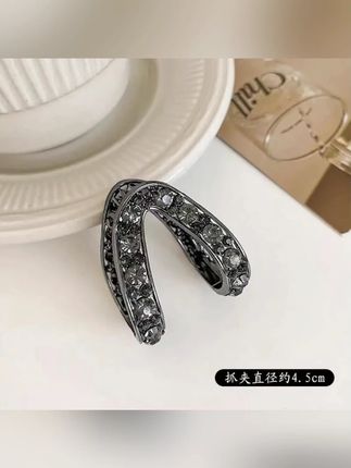 半扎发高马尾固定神器抓夹V型新款发夹女后脑勺头饰发饰#美出高级感 #头饰发饰 #总有一款适合你 #首饰分享 #仙女必备