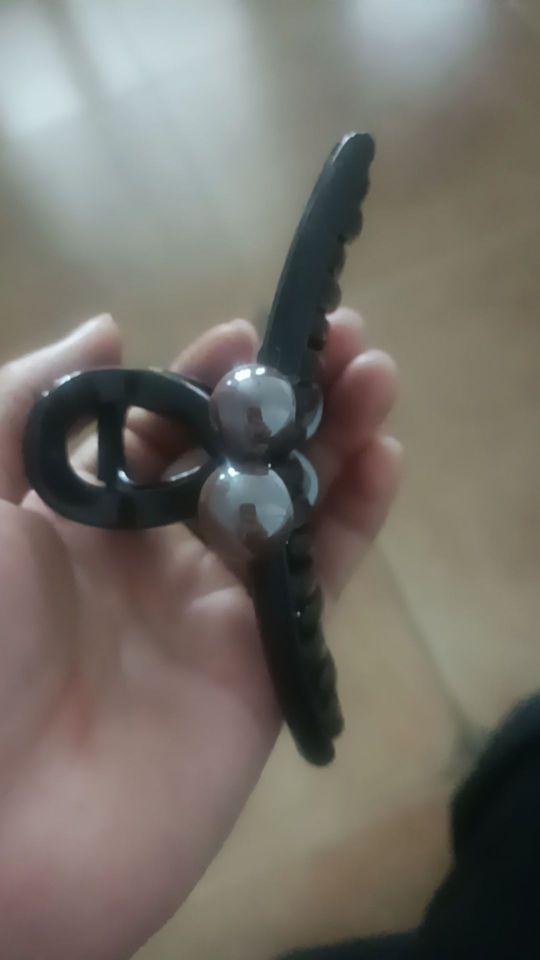 好物分享。原版PC复古咖色珠珠新款大号鲨鱼夹发夹后脑勺抓夹刘海氛围上班族