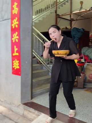 好吃的无骨鸡爪,老板娘推荐 #无骨鸡爪 #超便宜超划算 #哎呀妈呀太香了