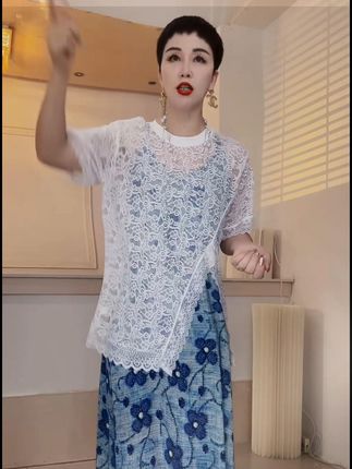 法式蕾丝镂空罩衫T恤短袖女夏季新款高级感宽松下摆开叉上衣02 #蕾丝镂空罩衫 #品质女装 #穿出高级感 #优雅知性