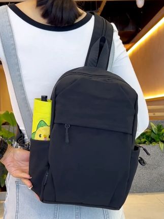 生活不会按你想要的方式进行,它给你时间孤独迷惘,等你度过低潮,独处的光必照亮前路#ootd穿搭 #夏季新款 #包包种草 #休闲胸包