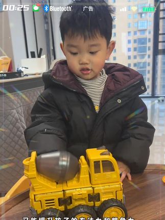 用磁力片搭出来的工程车,这哪个小男孩收到不尖叫呀!一套能搭出20多种不同的工程车,质感超好,送礼也拿得出手!