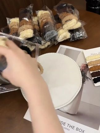 高马尾丸子头发圈加粗头绳女新款秋冬高弹力耐用无接缝发绳皮筋#发圈 #发圈头绳 #皮筋 #发绳 #头绳