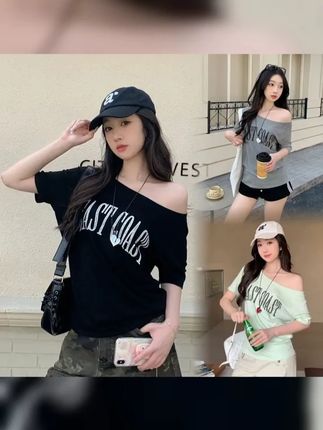 运补6 8 美式辣妹斜肩短袖t恤女2025新款宽松字母印花露肩上衣 #显瘦穿搭 #胖瘦都能穿 #设计感小众上衣 #小个子穿搭 #辣妹穿搭