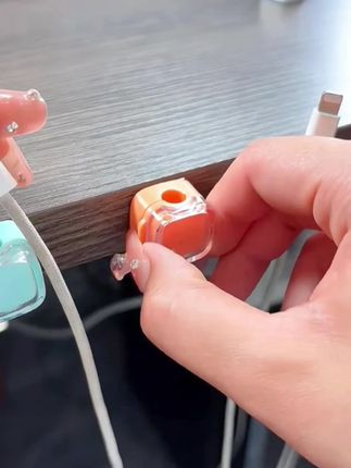 【6个装】磁吸数据理线器收纳手机充电线固定器桌面免打孔粘贴无痕#磁吸理线器 #充电线收纳 #桌面理线 #免打孔理线器 #无痕粘贴理线器