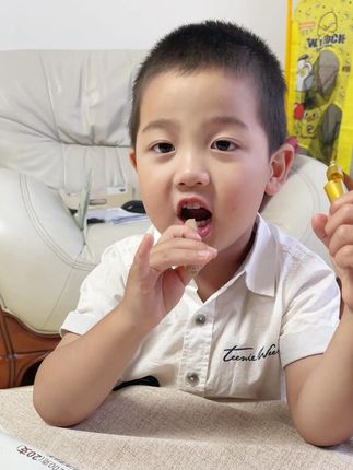 小孩子吃牛肉真的很好,不会或者没时间做的妈妈们可以给他安排本 家良田的这款#牛肉肠 配料干净宝宝爱吃#宝宝爱吃  #宝宝辅食  #儿童零食  #本家良田  #宝宝零食推荐