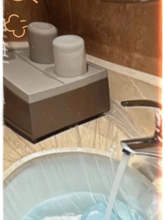 马上十月一小长假了,提前准备上这个旅行一次性洗脸盆膜,不管是再洗头、洗衣服,还是铺在桌子上放衣服,都干净卫生还方便!!#好物推荐🔥 #强烈推荐