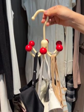 拜托,这才是女生吊带收纳的正确打开方式#吊带收纳#六爪挂钩#旋转挂钩#吊带收纳架#衣柜整理