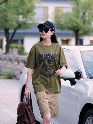 休闲党必入!小宽松复古户外T恤,230克重材质亲肤,固色效果看得见#美式穿搭#阿美咔叽T恤#复古T恤